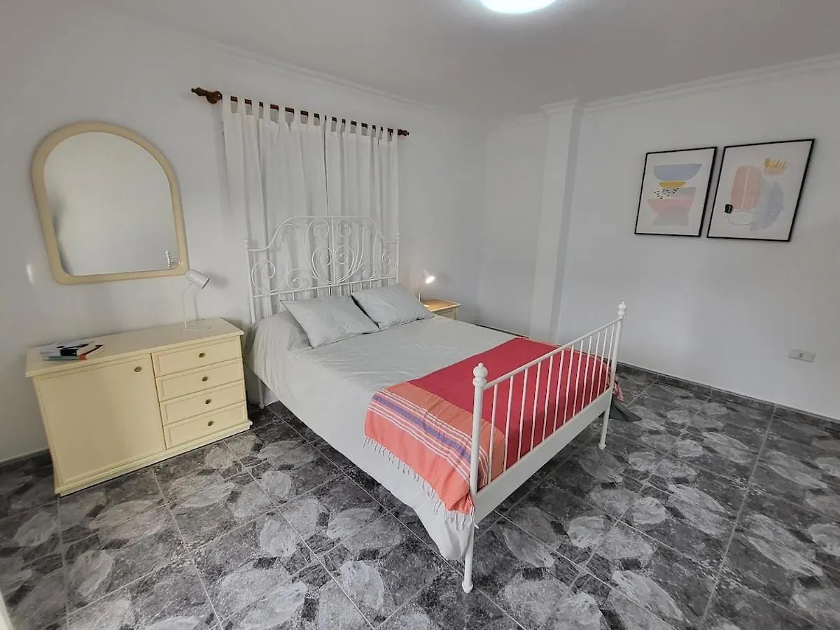 Coral 1 - 4 Bed Apartment In Los Abrigos