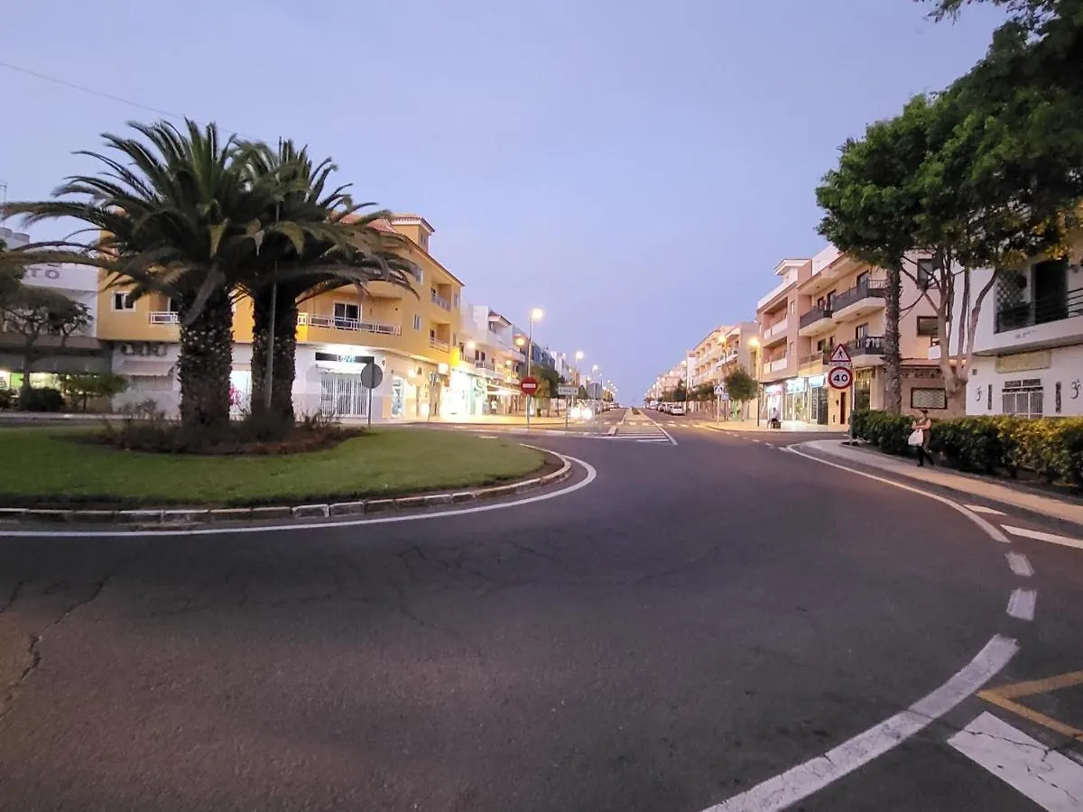 Coral 1 - 4 Bed Apartment In Los Abrigos 0*,  Spain
