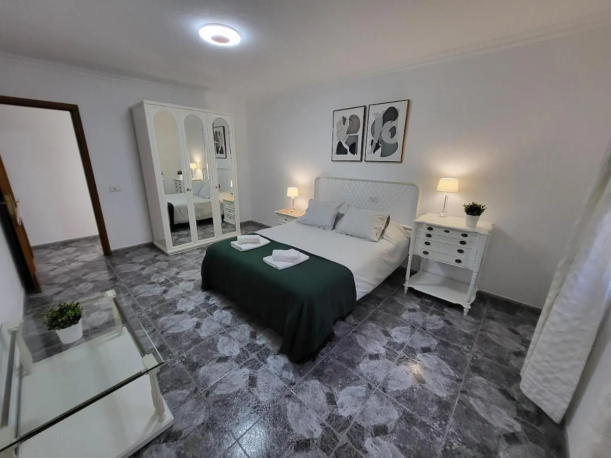 Coral 1 - 4 Bed Apartment In Los Abrigos