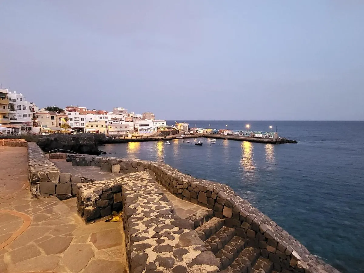 Coral 1 - 4 Bed Apartment In Los Abrigos Spain