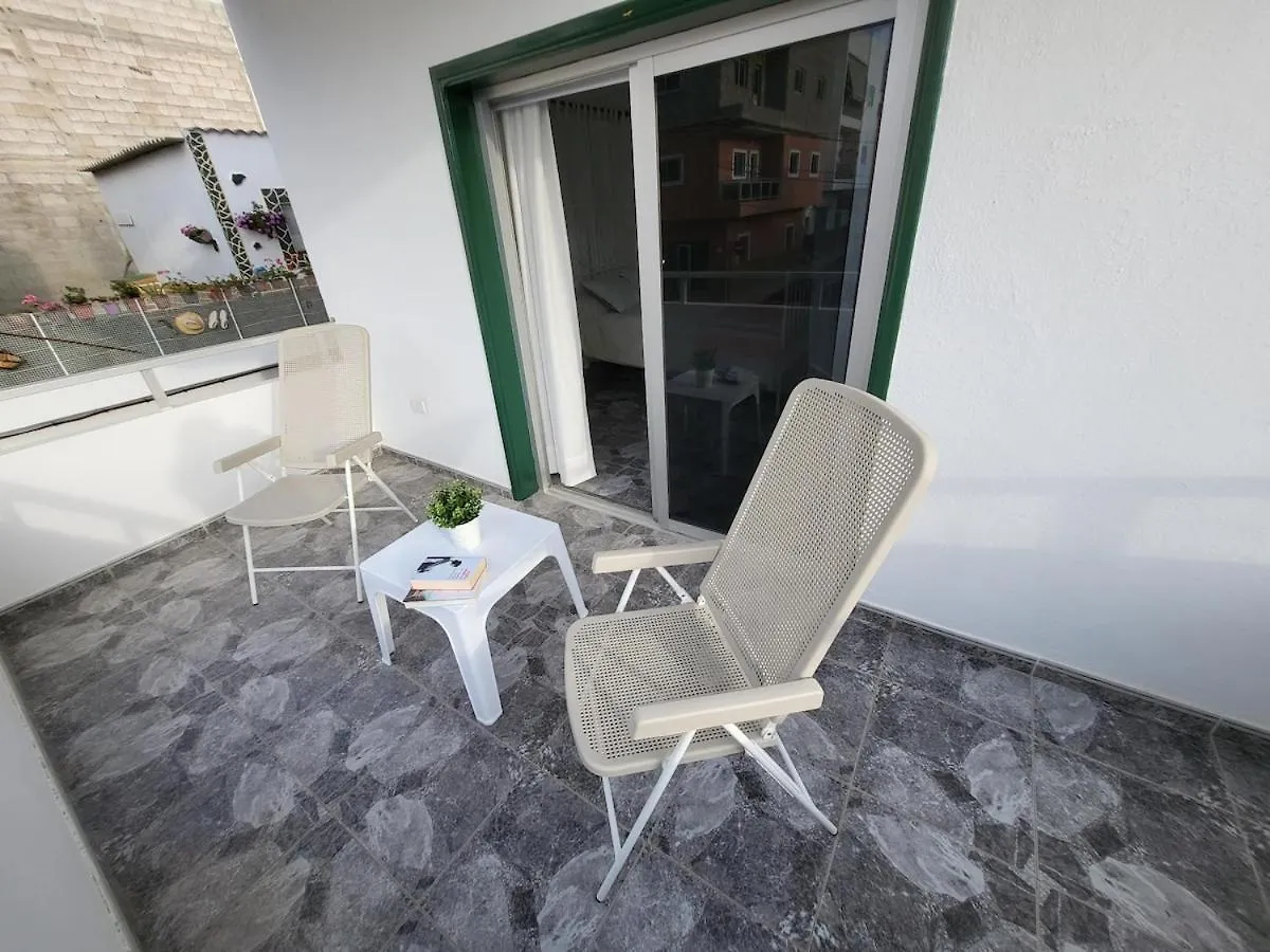 Coral 1 - 4 Bed Apartment In Los Abrigos