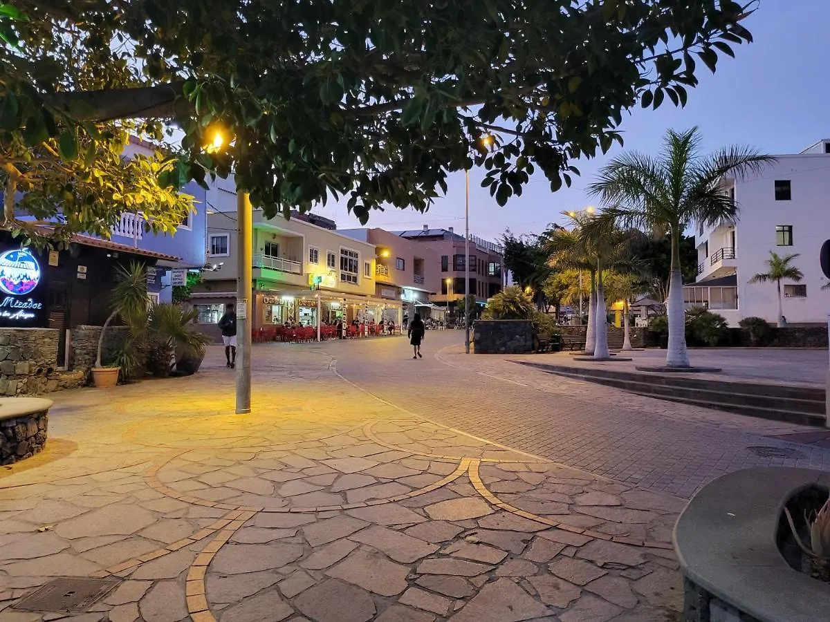 Coral 1 - 4 Bed Apartment In Los Abrigos 0*,