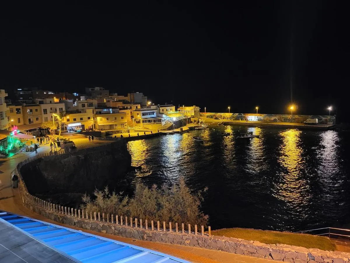 Coral 1 - 4 Bed Apartment In Los Abrigos 0*,  Spain