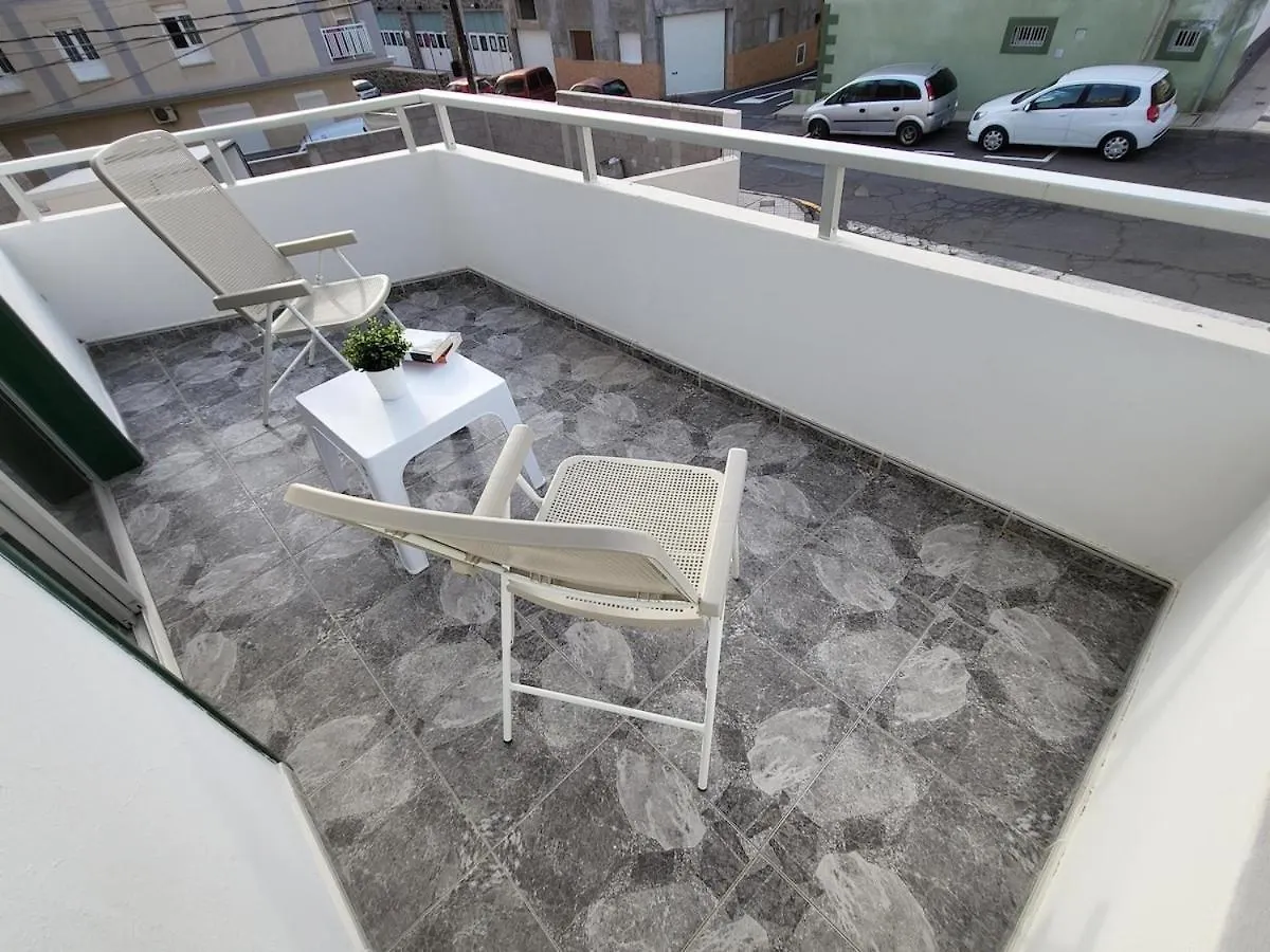 Coral 1 - 4 Bed Apartment In Los Abrigos