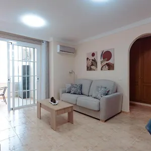 Appartamento Apto Ache, Acogedor De 66 M Con Terraza, Aire Acondicionado Y Parking Privado Gratuito, Los Abrigos